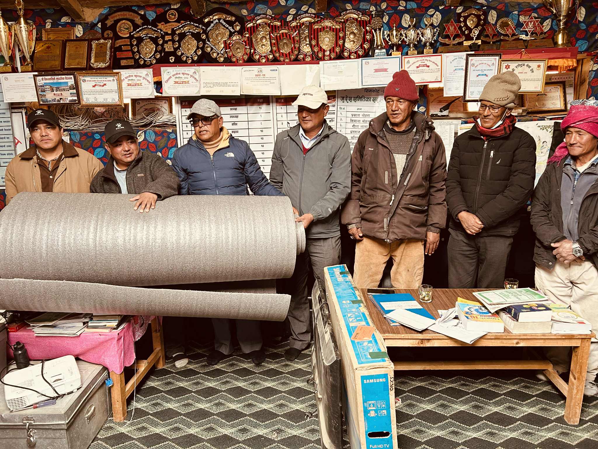 चिसोबाट जोगाउन  रोकायाद्वारा बालमन्दिर माविलाई ८१ मिटर प्रि–फोम सहयोग