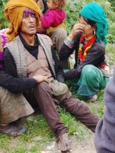 अदानचुलीको ‘भेरा’ पहिरो अपडेटः १८ बाख्रा अँझै बेपत्ता, बिरामी सुर्खेत, सुरक्षाकमी करगई गाउँ 