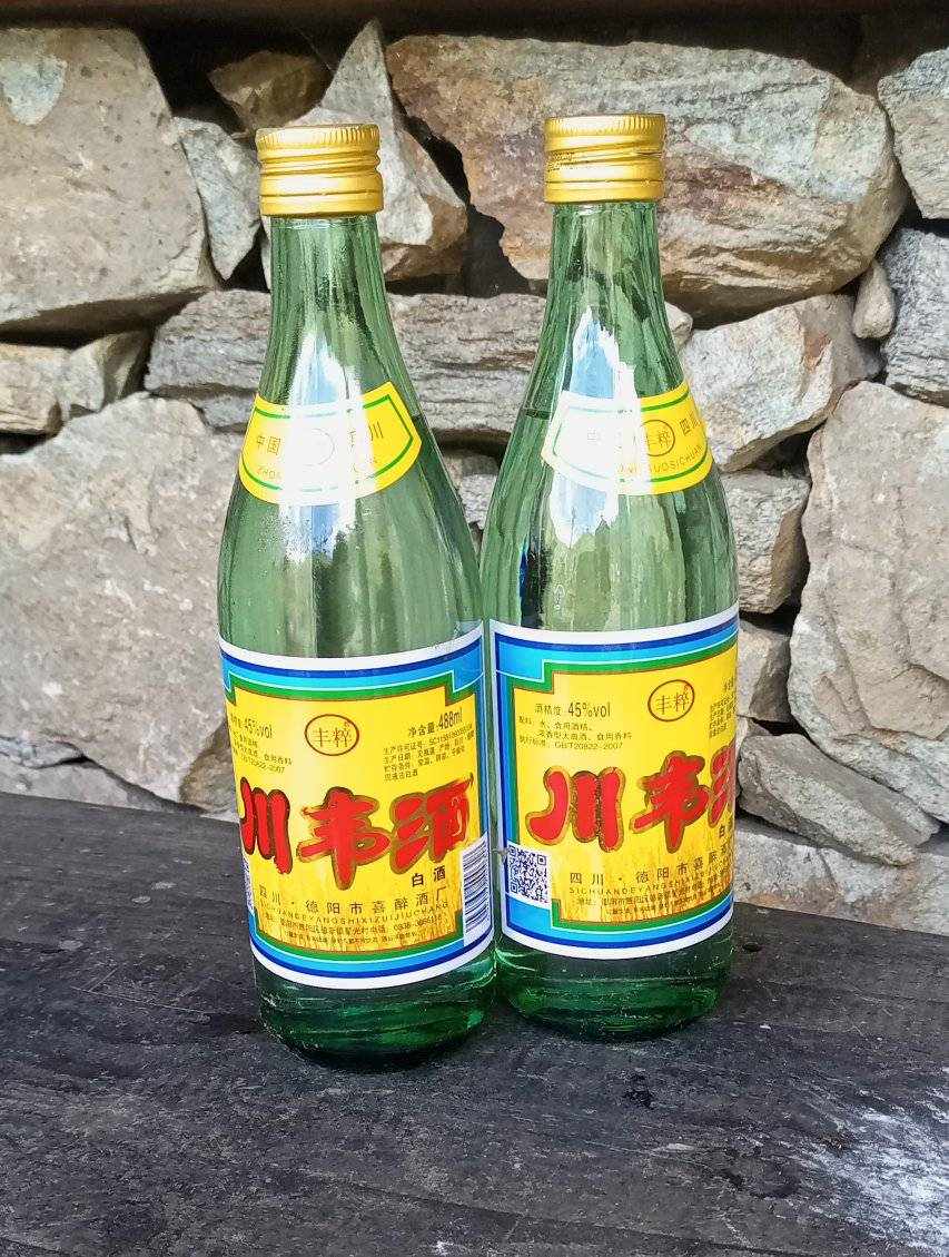 अवैध रूपमा भित्र्याइएको चिनियाँ मदिरा प्रहरीले बरामद