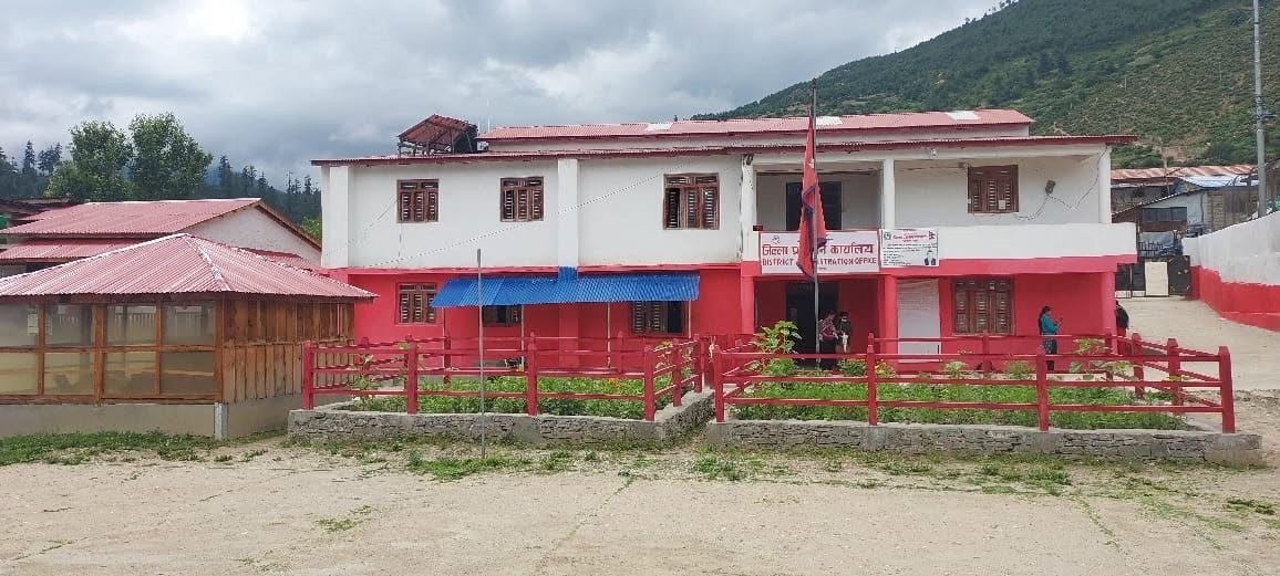 हुम्लाका प्रमुख जिल्ला अधिकारी रेग्मीको सरुवा, भोलानाथ गुरागाईं नयाँ प्रमुख जिल्ला अधिकारी