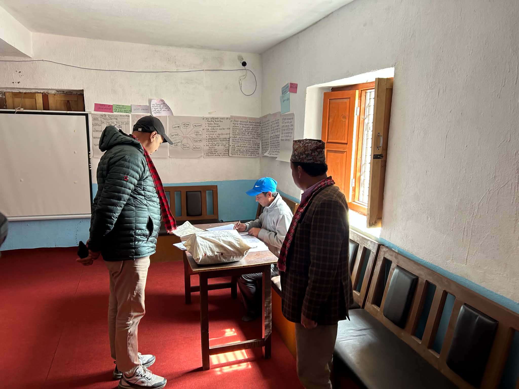 हुम्लाका छ वटा परिक्षा केन्द्रमा उत्तरपुस्तिका परिक्षण सुरु