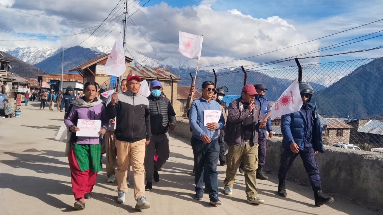 हुम्लामा पनि ओलीको रिहाईको माग गर्दै सडकमा उत्रियो एमाले