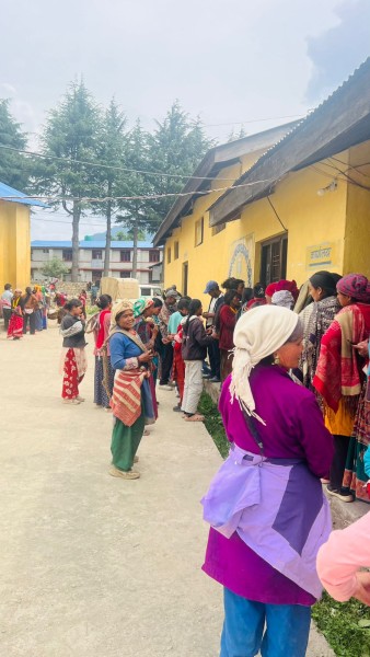 असार मसान्तसम्म २ हजार क्विन्टल खाद्यान्नमा सहुलियत, पहिलो दिनमै २९३ क्विन्टल बिक्री ।।