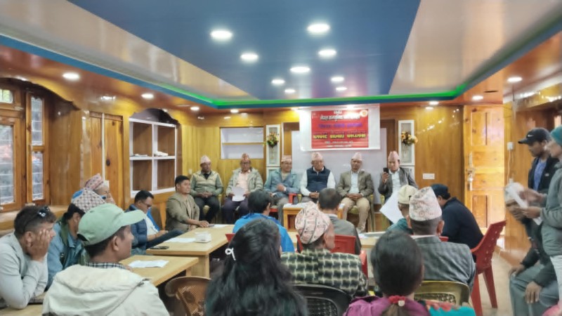 नेकपा एमाले हुम्लाद्वारा पत्रकार भेटघाट