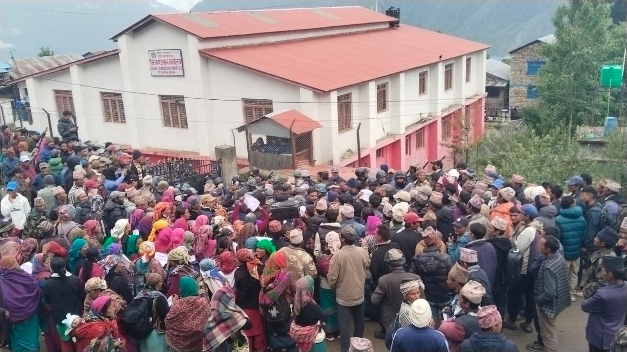 कर्णाली करिडोर बन्द गरेको प्रति हुम्लामा आन्दोलन, माग पुरा नगरे कडा आन्दोलन गर्ने चेतावनी