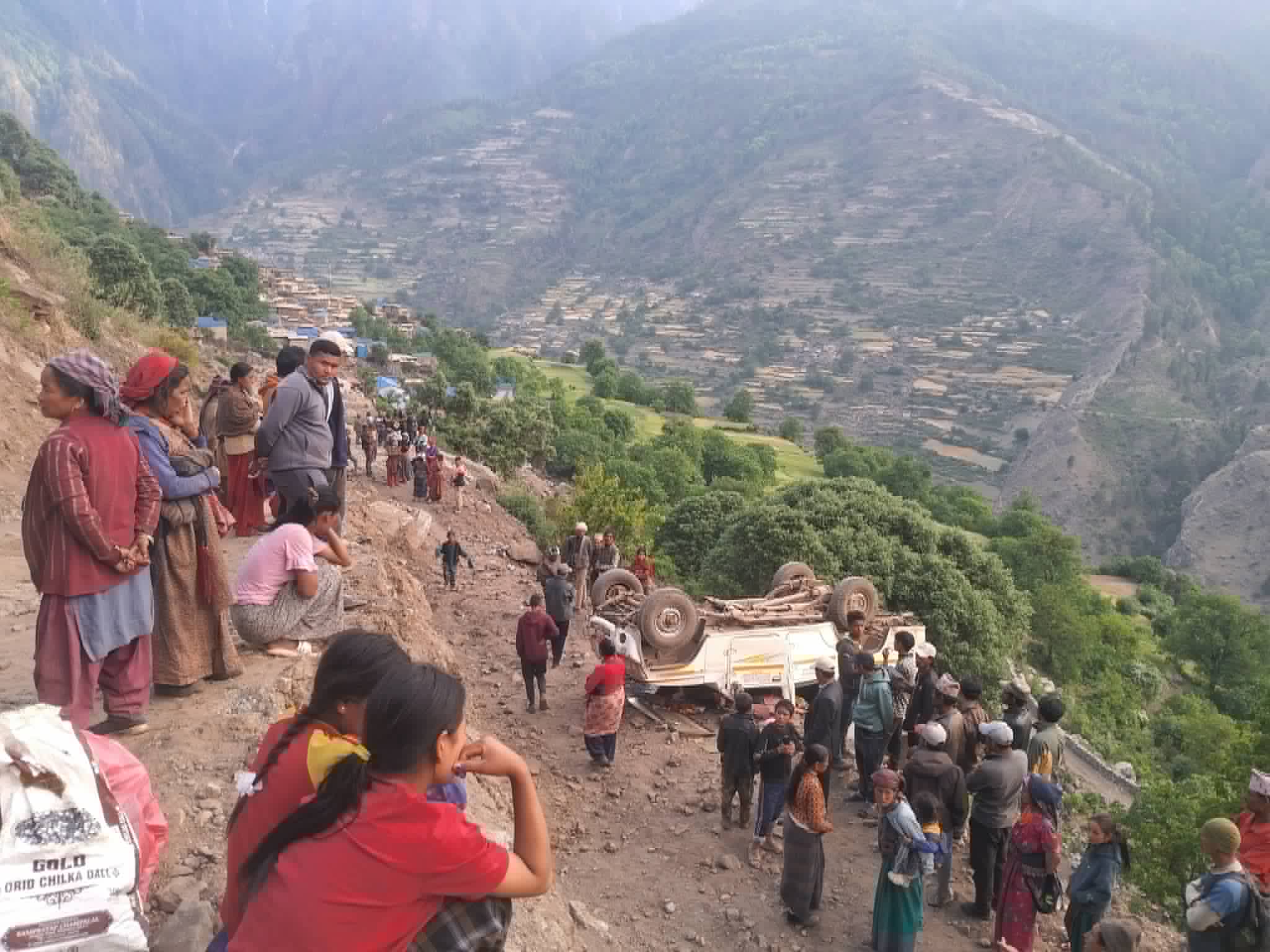 डाडाफयाँमा गाडी दुर्घटना दुई जना घाइते